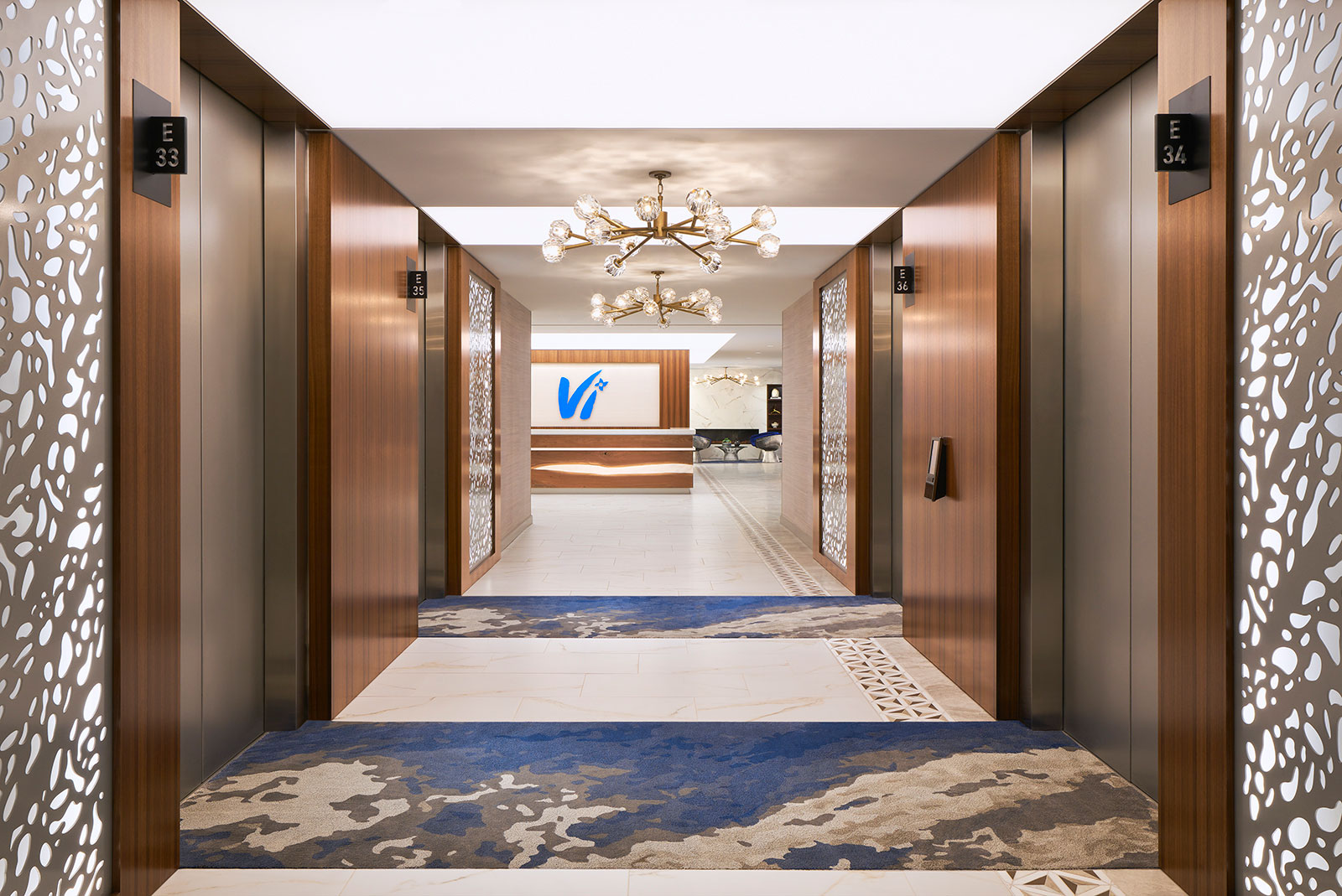 Vi-Office_2020_Dugan_Elevator-Bank